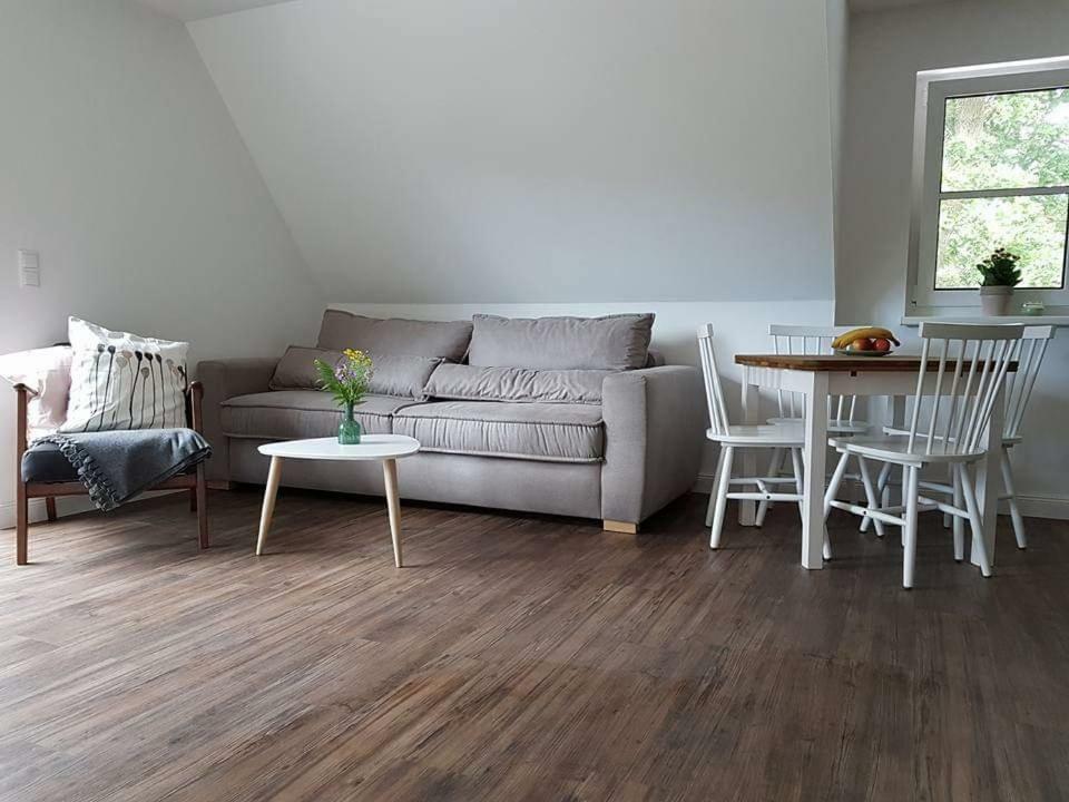 Darsser Strandgut - Haus Ahrenshooper Holz Εξωτερικό φωτογραφία